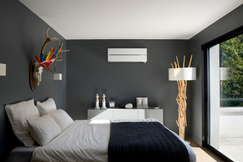 Installer une climatisation réversible Mitsubishi Electric dans un appartement près de la place du capitole à Toulouse